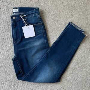 🎉Host Pick 🎉NWT Pistola Women’s Aline High Rise Skinny Crop Jeans Size: 26